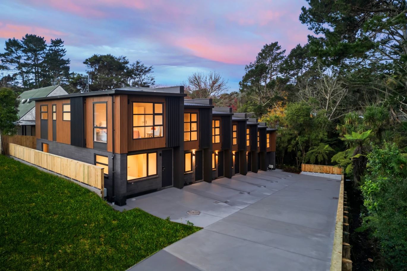 Oteha Townhouses, North Shore, Auckland — project view 3